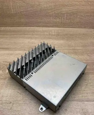BMW 5 E39 Sound amplifier 8362444