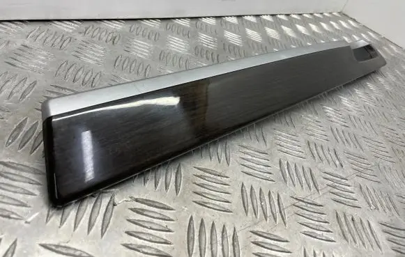 BMW 7 F01 F02 F03 F04 Dashboard glove box trim 9115534