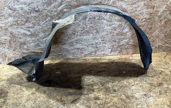 Toyota Hilux (AN10, AN20, AN30) Front wheel arch liner splash guards