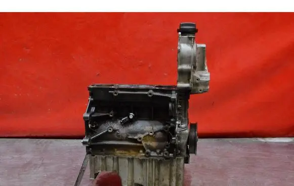 Volkswagen Jetta V Engine block BMY