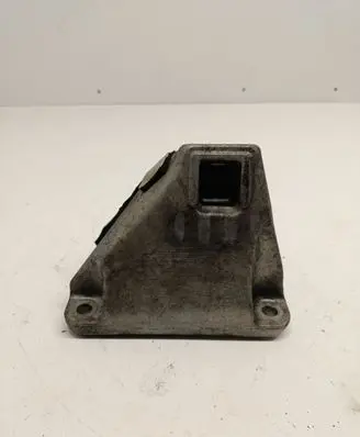 BMW 5 F10 F11 Engine mounting bracket 73681310