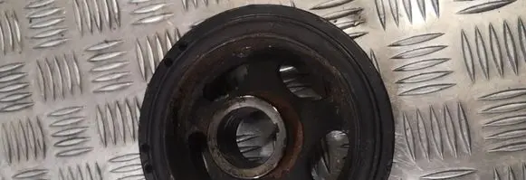 Mercedes-Benz C W204 Crankshaft pulley a6420300003