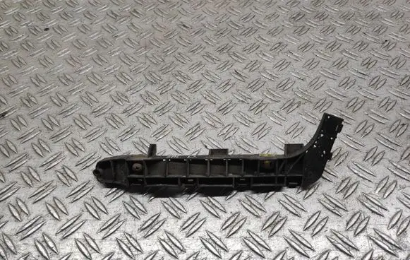 Honda Civic Rear bumper mounting bracket 