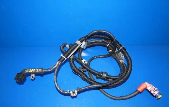 Mercedes-Benz E C207 W207 Positive cable (battery) A2075406834