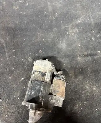 Renault Laguna III Starter motor 8200306595
