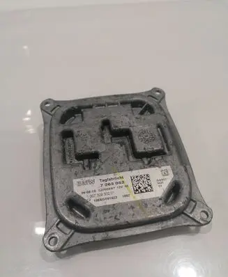 Headlight ballast module Xenon