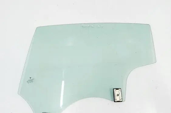 Tesla Model 3 Rear door window glass 43R-004529