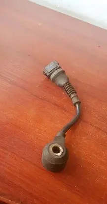 BMW 5 E34 Detonation knock sensor 1730029