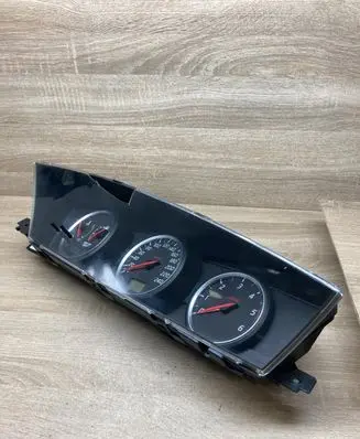 Nissan Primera Speedometer (instrument cluster) AV600 PRIMERACLUSTER