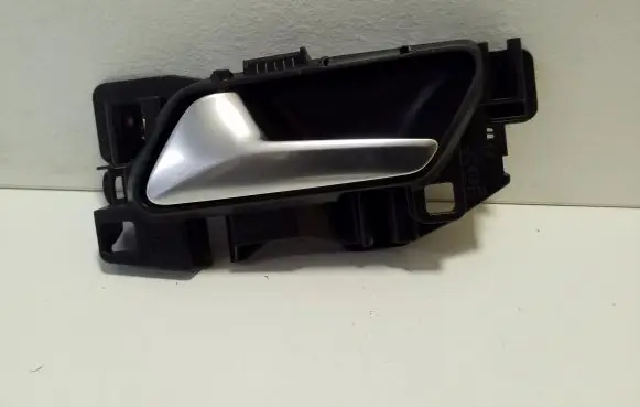 Opel Grandland X Rear door interior handle 98201553VV