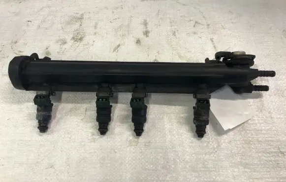 Audi A3 S3 8L Fuel main line pipe 06A133317A 97T2470116