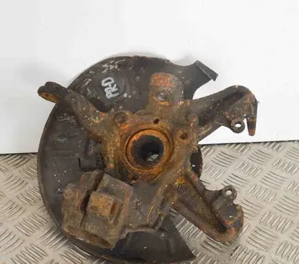 Skoda Octavia Mk2 (1Z) Front wheel hub