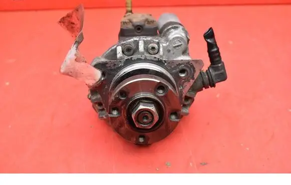 Ford Focus C-MAX Fuel injection high pressure pump 4M5Q9B395AE