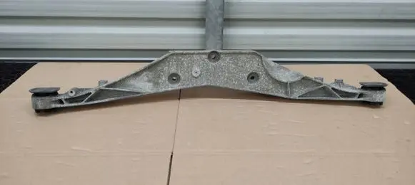 Mini Clubman F54 Rear differential/diff mount bracket 6858474