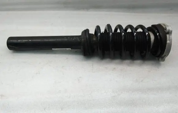 Volvo XC60 Front shock absorber/damper P32213633