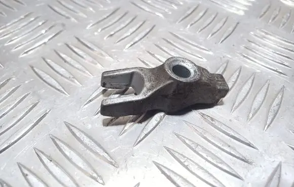 Opel Astra J Fuel Injector clamp holder 4763