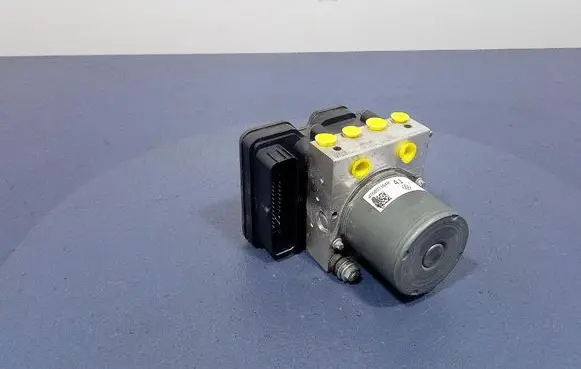 Renault Captur ABS Pump 476607354R