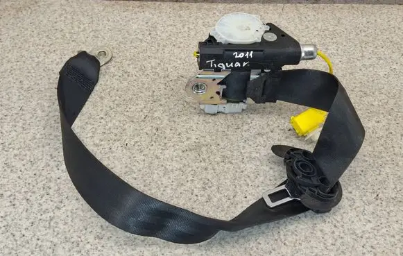 Volkswagen Tiguan Front seatbelt 5N2857706A 34075280 1000045