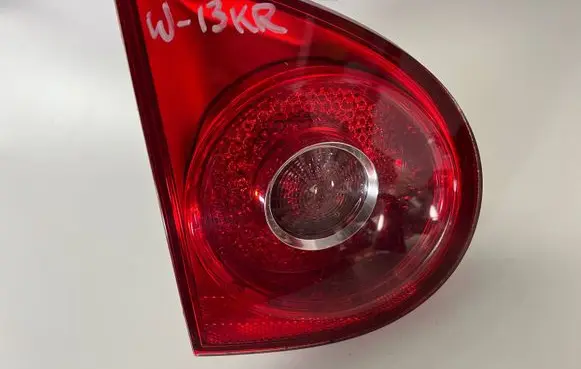 Volkswagen Golf V Tailgate rear/tail lights 1K6945093G 89031705 1K6945093J