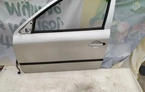 Skoda Octavia Mk1 (1U) Front door