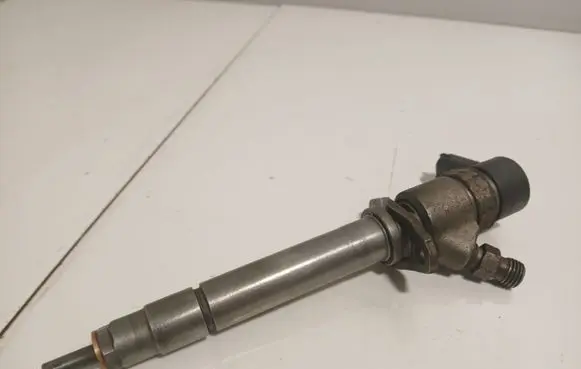 Volvo XC90 Fuel injector 0445110078