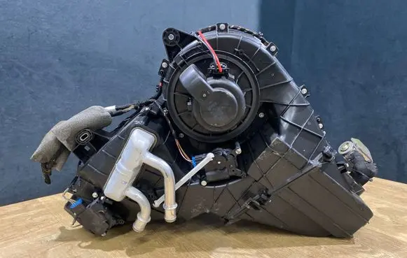 Audi Q7 4M Interior heater climate box assembly 7L0820361 52496469