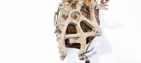 Rear wheel hub