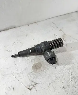 Audi A3 S3 8L Fuel injector 038130073AL