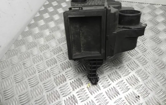 Renault Clio IV Air filter box 165001258R VD20183