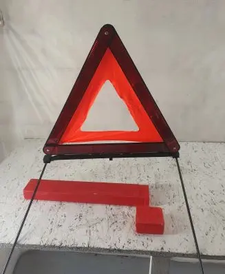 Toyota Avensis T250 Emergency warning sign 27R032729