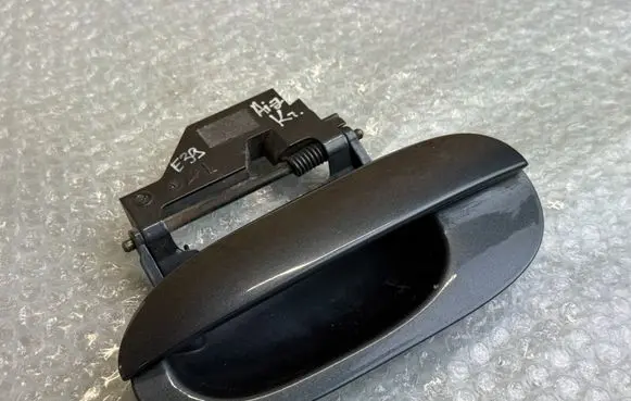 BMW 5 E39 Rear door exterior handle 