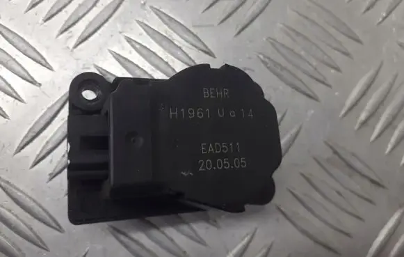 Peugeot 307 Air flap motor/actuator H1961UA14