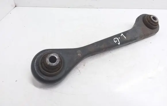 Volkswagen PASSAT B6 Rear control arm 1K0501529F