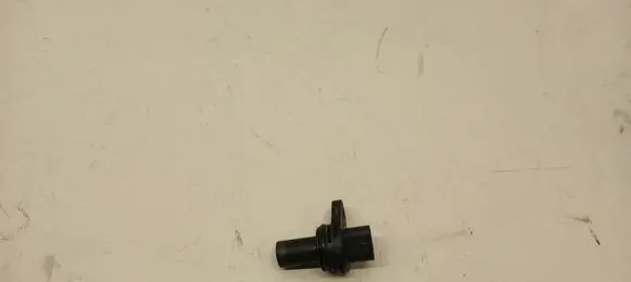 BMW 5 G30 G31 G38 Camshaft position sensor 8614650
