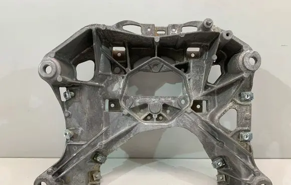 Audi A8 S8 D5 Gearbox mounting bracket 4N0399262P