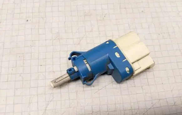 Ford Focus C-MAX Brake pedal sensor switch 3M5T9C872AB