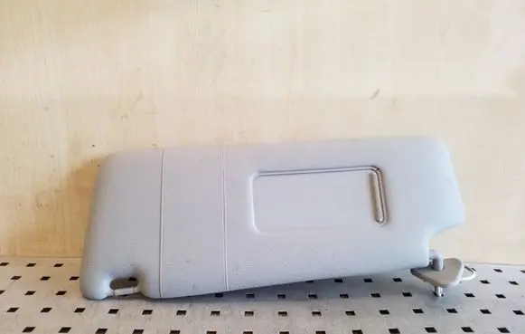 BMW X3 E83 Sun visor
