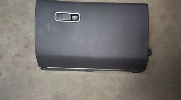 Mercedes-Benz GLE W167 Glove box A1676803900