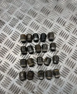 Land Rover Freelander Nuts/bolts 