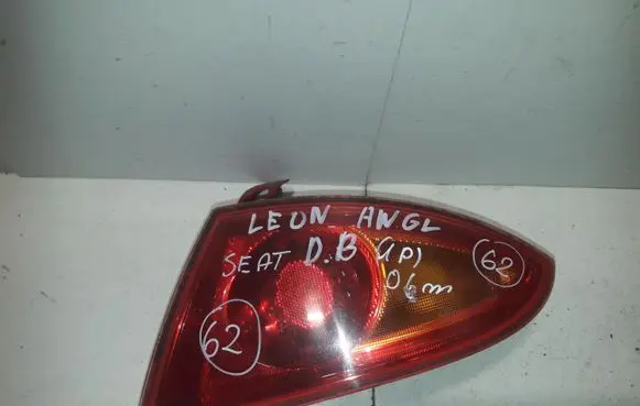 Seat Leon (1P) Rear/tail lights 1P0945257B