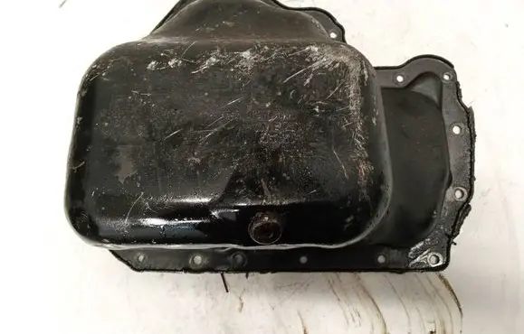 Skoda Fabia Mk2 (5J) Oil sump 03d103602g
