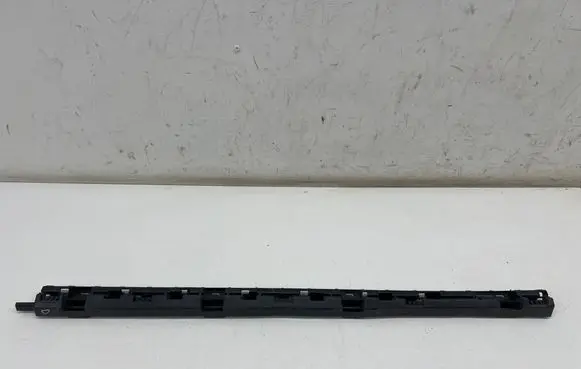 Polestar 2 Sill supporting ledge 32216387