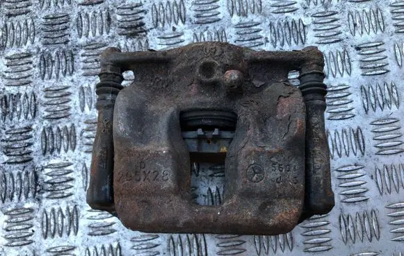 Mercedes-Benz B W246 W242 Front brake caliper