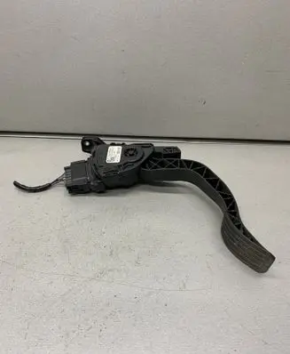 Ford Galaxy Accelerator throttle pedal 6G929F836JD
