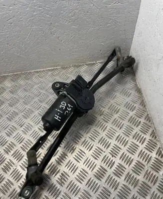 Hyundai i30 Front wiper linkage 