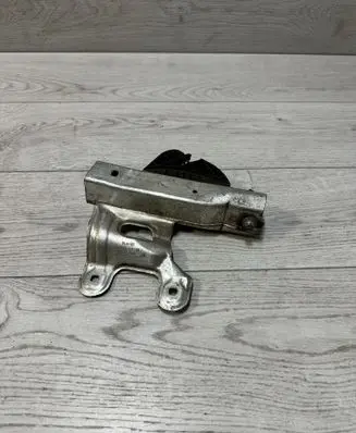 BMW 3 F30 F35 F31 Radiator support slam panel bracket 8051189 081016 10031013