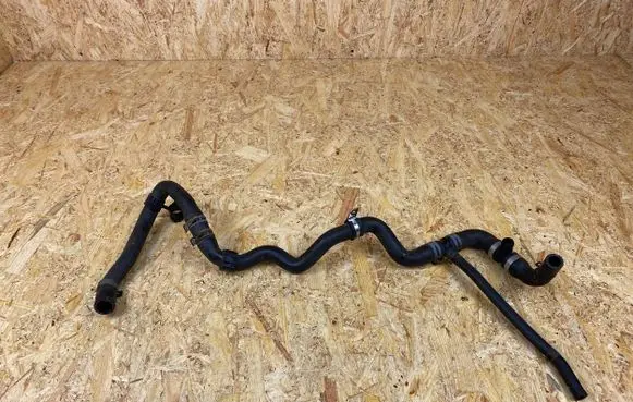 Audi A4 S4 B9 Engine coolant pipe/hose 8W0121030L 155887