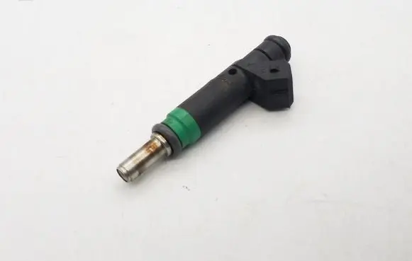 BMW 7 E65 E66 Fuel injector 7525721