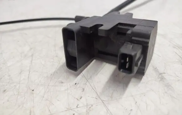 Chevrolet Cruze Turbo solenoid valve 96440385