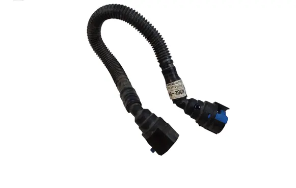 Ford Escape IV Vacuum line/pipe/hose K2GE6K817 K2GE6K817AC M536K
